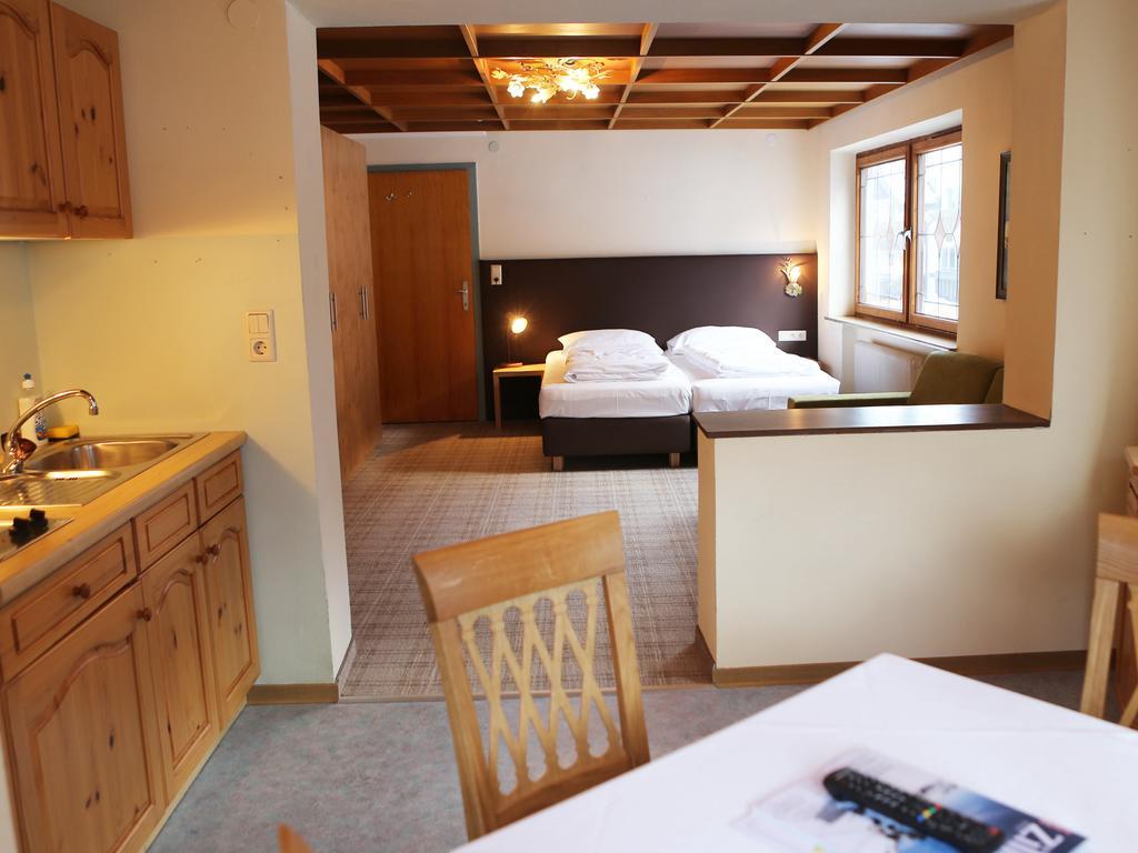Gasthof Pension Madseiterhof Тукс Номер фото